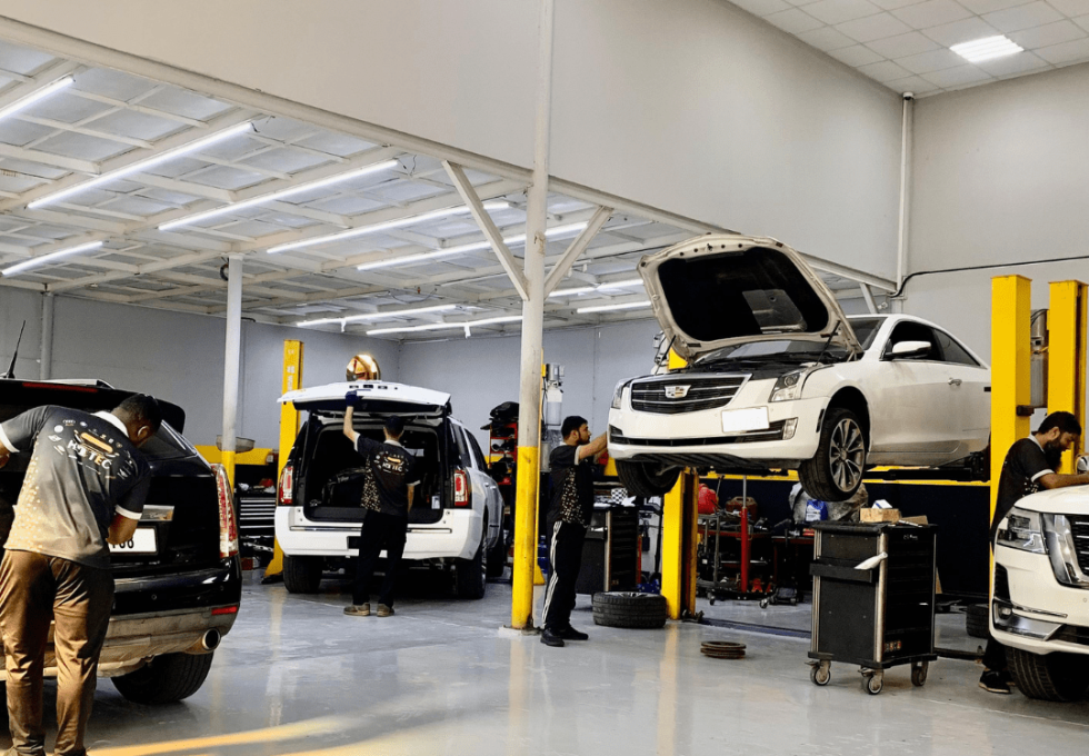 car-repair-garage-dubai car-repair-garage-dubai
